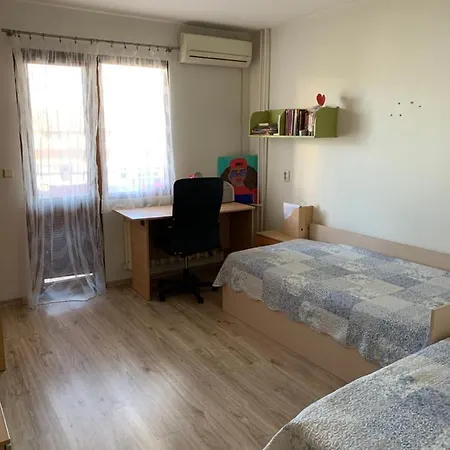 Sea Point Apartment *