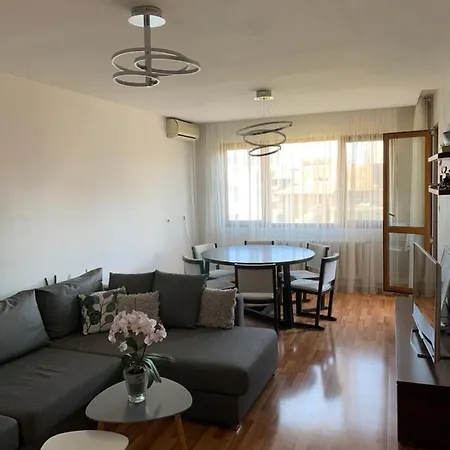Sea Point Apartment Burgas